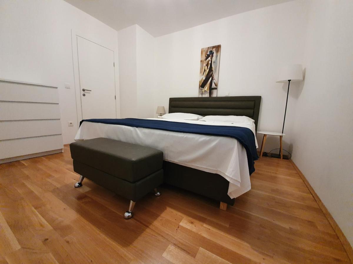 Apartment Pinna Nobilis, Private Parking Makarska Kültér fotó